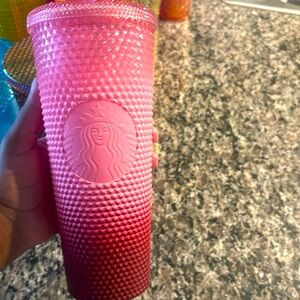 Gently used Starbucks cold cup🩷